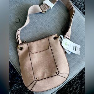 Tan Crossbody Bag. NWT
